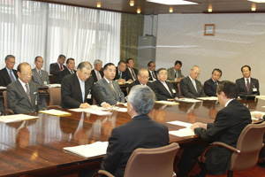 内容説明(2)