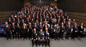 産業人全体写真